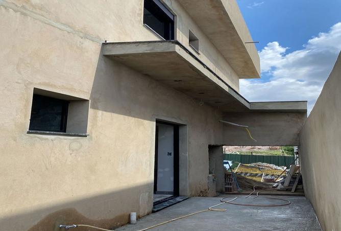 8149826 - Property Main Image