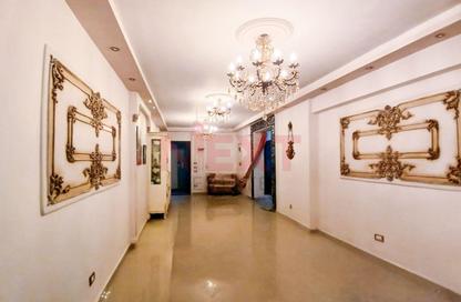 Apartment - 3 Bedrooms - 2 Bathrooms for sale in Smouha - Hay Sharq - Alexandria