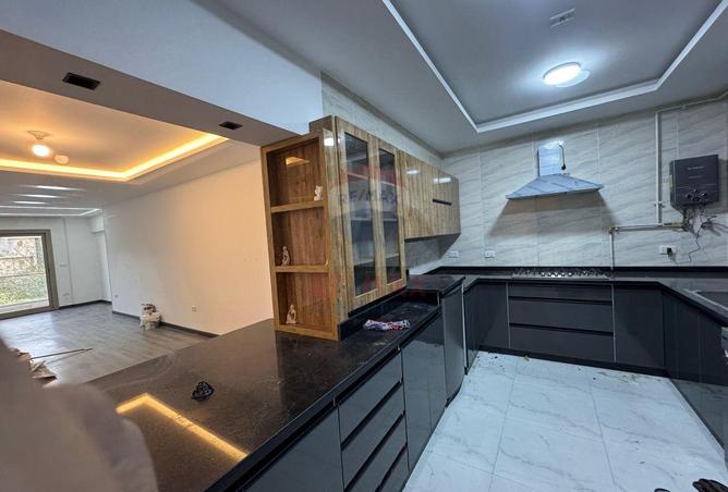 8158300 - Property Image 3