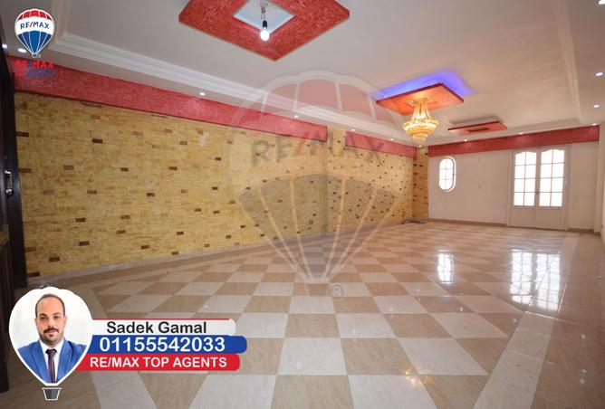 8158270 - Property Image 2