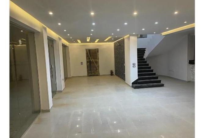 8176355 - الصورة الرئيسية للعقار