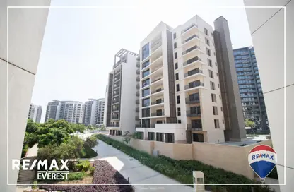 Apartment - 3 Bedrooms - 3 Bathrooms for sale in Zed Towers - Sheikh Zayed Compounds - Sheikh Zayed City - Giza