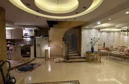 Duplex - 3 Bedrooms - 3 Bathrooms for rent in Gate 3 - Menkaure - Hadayek El Ahram - Giza