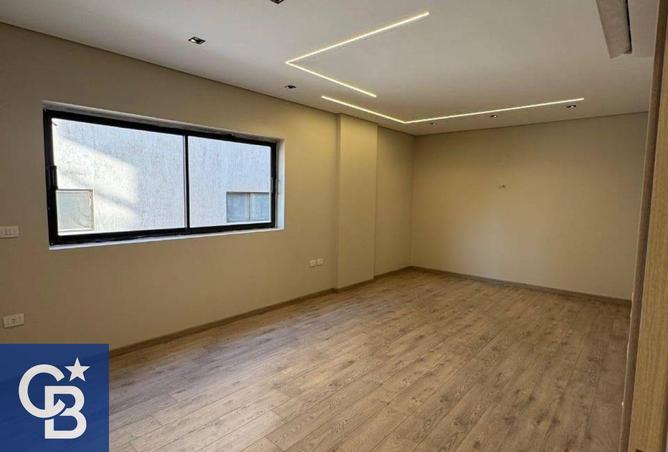 8165300 - Property Image 3