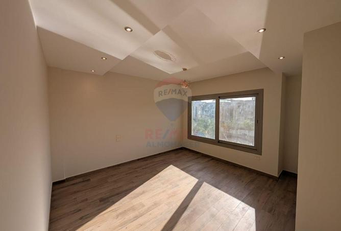 8166902 - Property Main Image