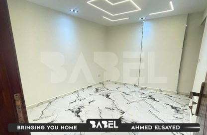 Apartment - 3 Bedrooms - 2 Bathrooms for sale in Laurent - Hay Sharq - Alexandria