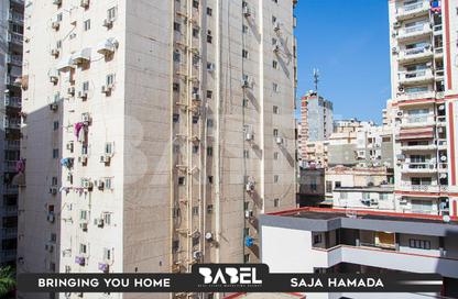 شقة - 3 غرف نوم - 3 حمامات للبيع في شارع رشدي - رشدي - حي شرق - الاسكندرية