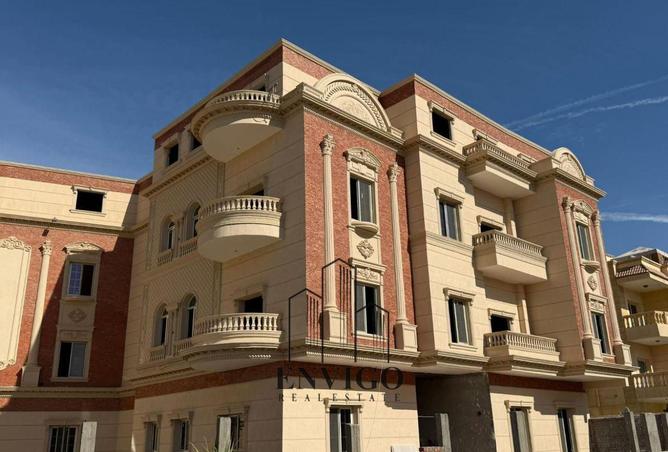 8174073 - Property Image 3