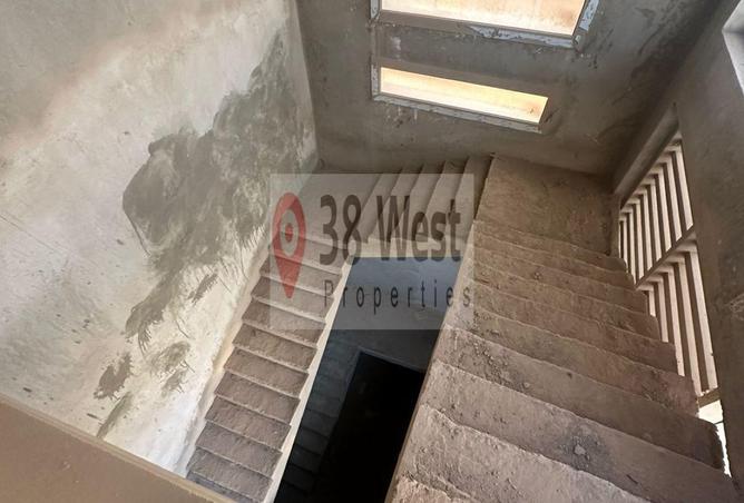 8170839 - Property Image 3