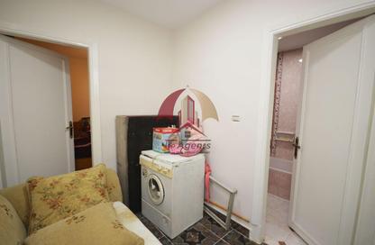 Apartment - 2 Bedrooms - 1 Bathroom for sale in Laurent - Hay Sharq - Alexandria