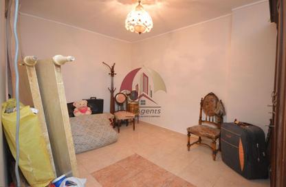 Apartment - 2 Bedrooms - 1 Bathroom for sale in Laurent - Hay Sharq - Alexandria