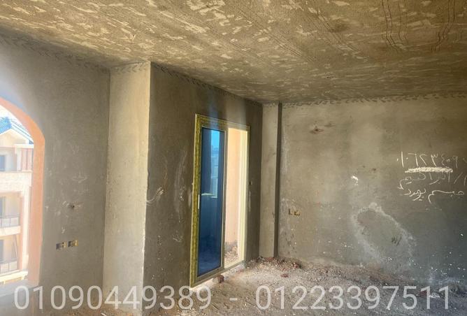 8172156 - Property Image 2
