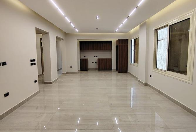 8174348 - صورة العقار 2