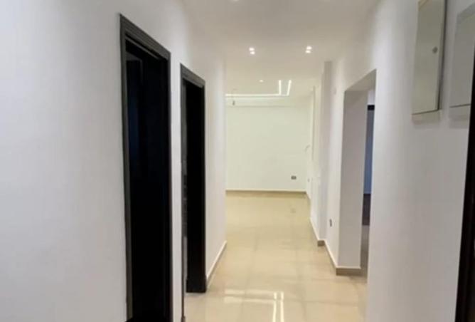 8175214 - Property Image 2