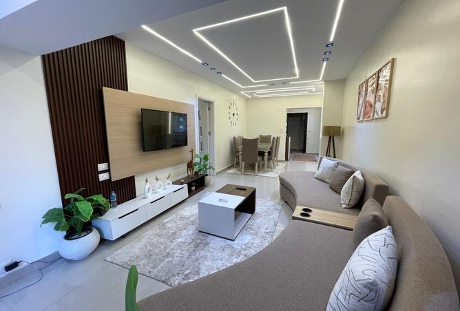 8175558 - Property Main Image