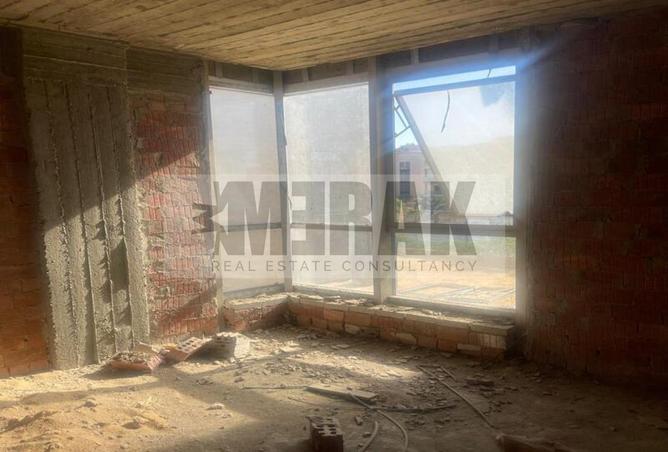 8176962 - Property Image 2