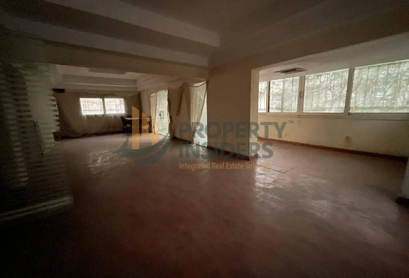 8176986 - Property Main Image