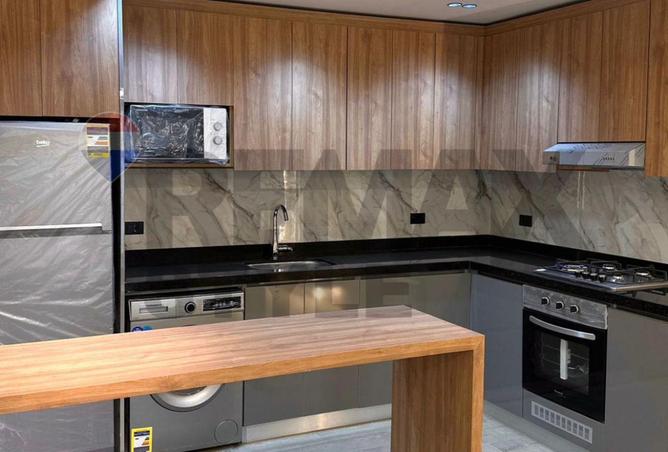 8232282 - Property Image 2