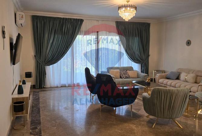 8180037 - Property Image 3