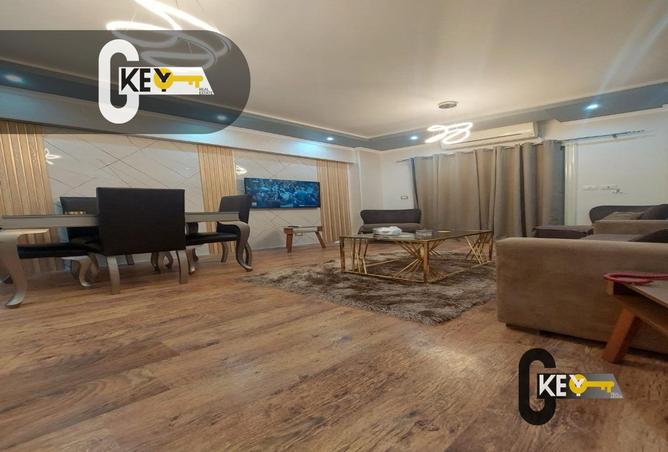 8183964 - Property Image 2