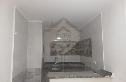 Shop - Studio - 4 Bathrooms for rent in Kamal Eldin Salah St. - Smouha - Hay Sharq - Alexandria