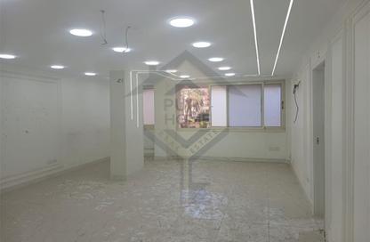 Shop - Studio - 4 Bathrooms for rent in Kamal Eldin Salah St. - Smouha - Hay Sharq - Alexandria