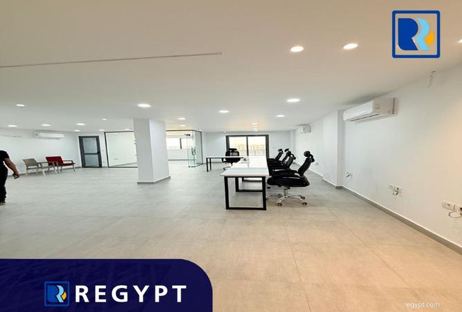 103755950 - Property Image 2