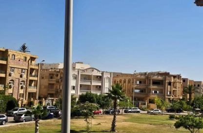 Apartment - 3 Bedrooms - 3 Bathrooms for sale in Green Residence 2 - 8th District - Sheikh Zayed City - Giza