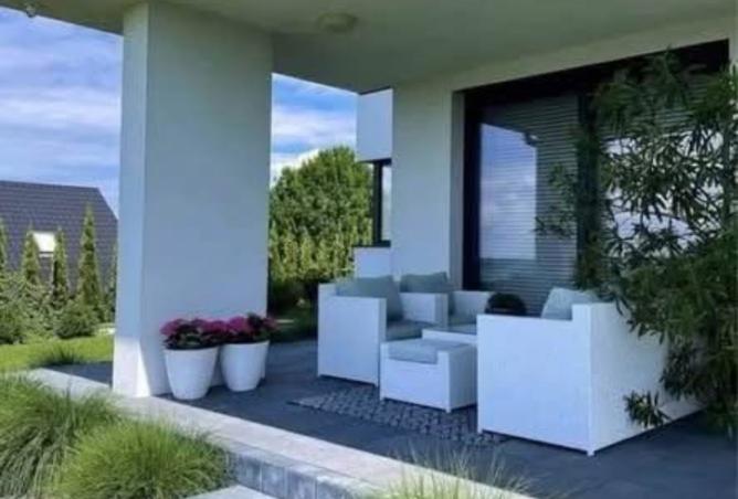 8190673 - الصورة الرئيسية للعقار