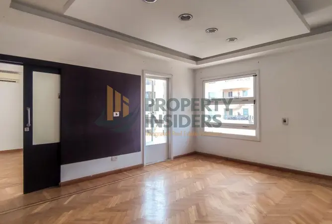 8193870 - Property Image 2