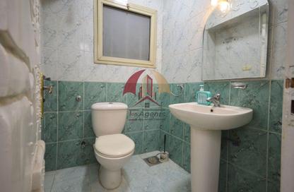Apartment - 2 Bedrooms - 2 Bathrooms for sale in Green Plaza St. - Smouha - Hay Sharq - Alexandria