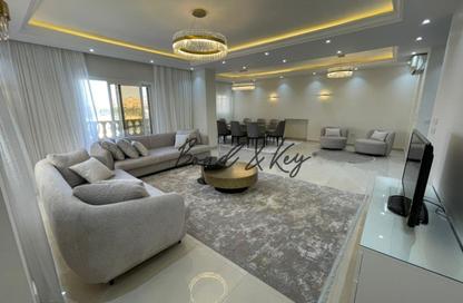Apartment - 3 Bedrooms - 3 Bathrooms for sale in Area B - Ganoob El Acadimia - New Cairo City - Cairo