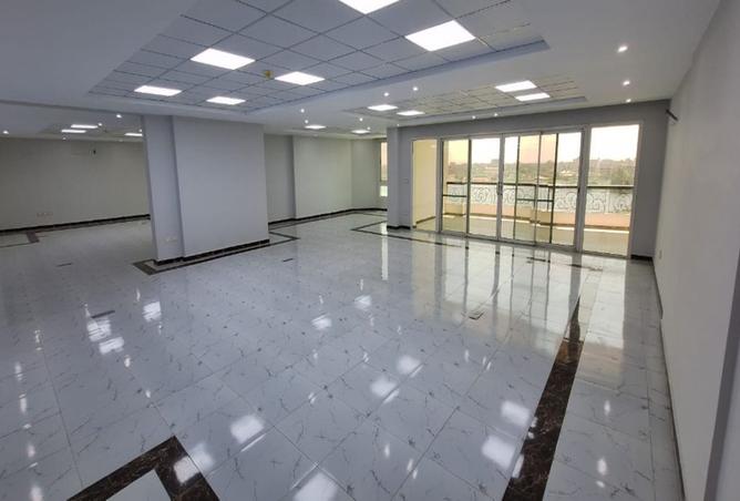 8351993 - Property Main Image