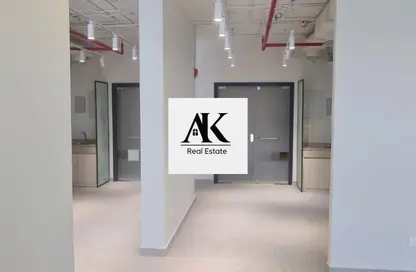 مساحات مكتبية - 5 غرف نوم - 2 حمامات للبيع في مول هايد بارك بيزنس - شارع التسعين الجنوبي - التجمع الخامس - مدينة القاهرة الجديدة - القاهرة