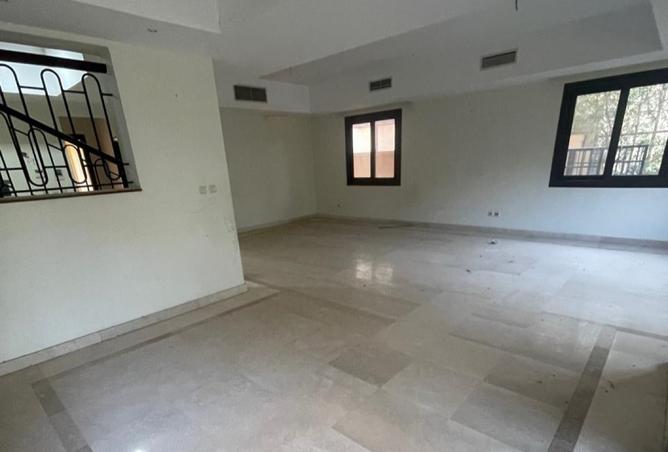 8367512 - Property Image 3