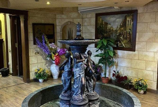 8202163 - Property Main Image