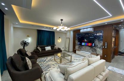 Apartment - 3 Bedrooms - 3 Bathrooms for rent in Mohamed Hassan Al Gamal St. - 6th Zone - Nasr City - Cairo