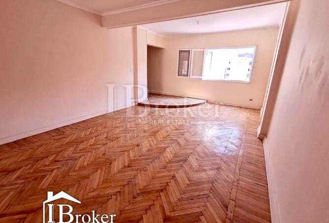 8205272 - Property Image 2