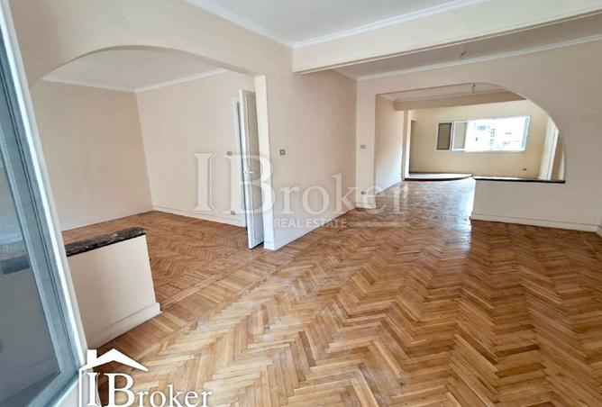 8205272 - Property Main Image