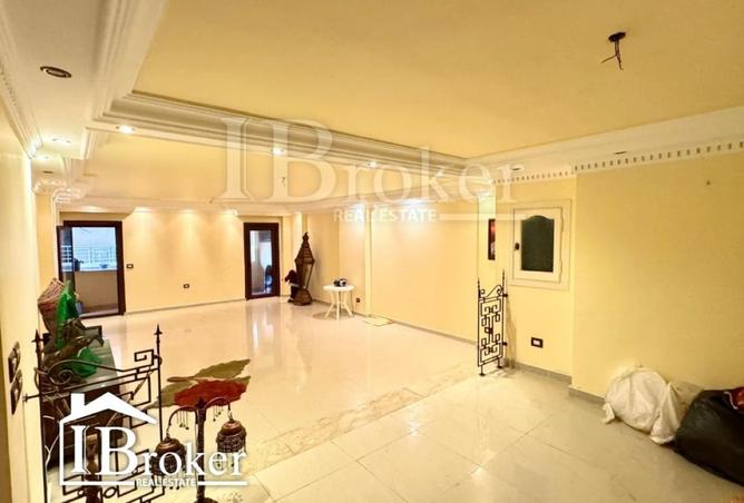 8205584 - Property Main Image