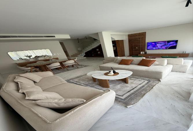 8205715 - Property Image 3