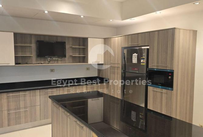 8206867 - Property Image 2