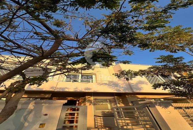 8210850 - Property Image 3