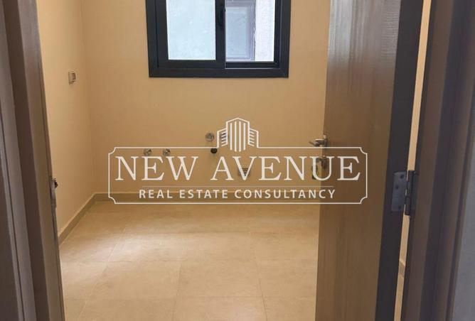 8363690 - Property Image 2