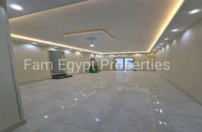 شقة - 3 غرف نوم - 2 حمامات للايجار في اللوتس الجنوبي - حى اللوتس - مدينة القاهرة الجديدة - القاهرة