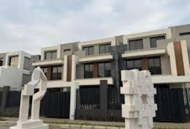 8212054 - Property Image 3