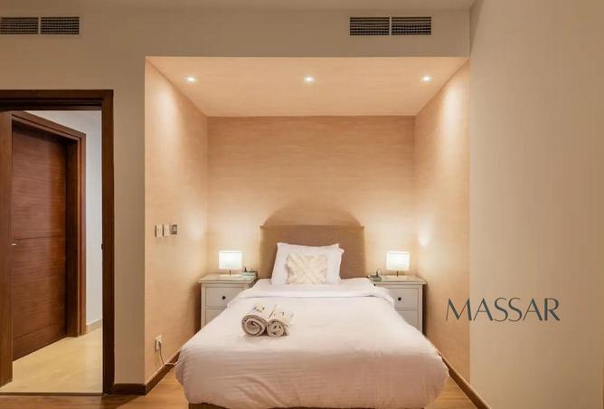 8213010 - Property Image 3