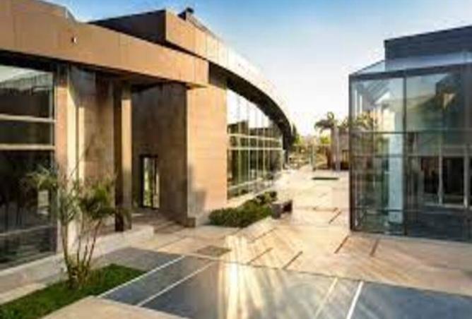 8258249 - صورة العقار 3