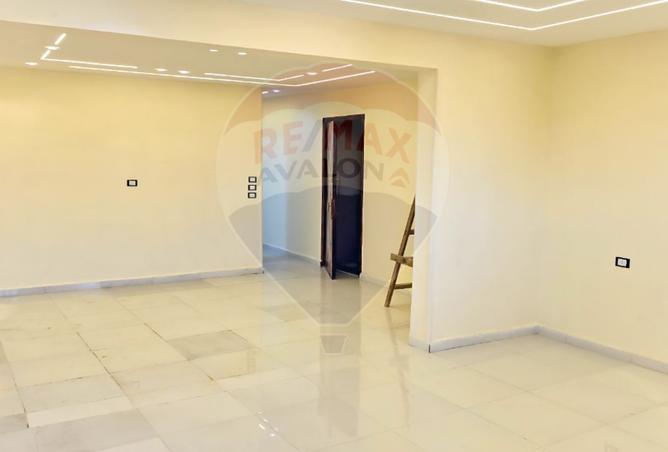 8215585 - صورة العقار 3