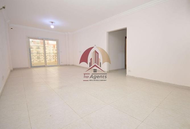 8215941 - Property Main Image